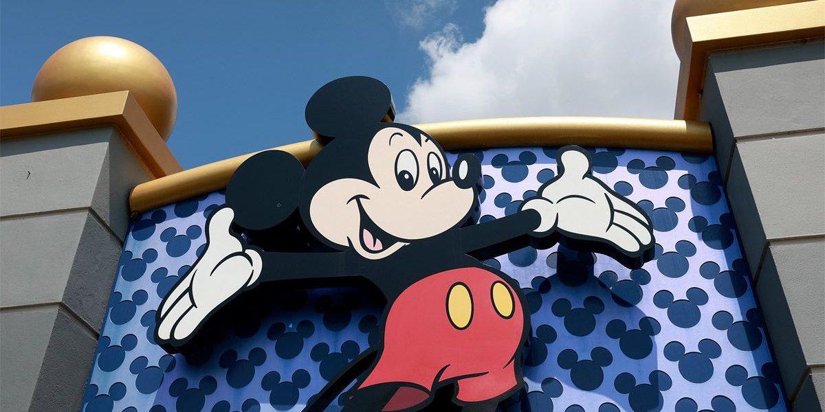 Fotogrāfija parāda cilvēkus, kuri atstāj Disneja pasauli 2001. gada 11. septembrī?